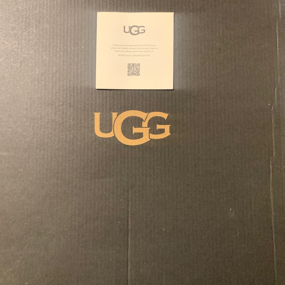 Brand new Men’s Ugg boots